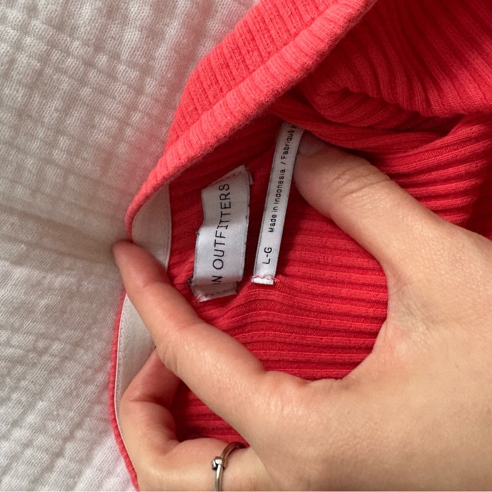 Pink/Red Ribbed Tube Top - Picture 2 of 2
